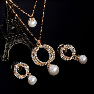 Ladies Vintage Pearl Gold jewelry Clear Crystal Set
